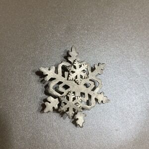 Vintage Silver Color - Christmas Snowflake Brooch Pin With Two Matching Earrings